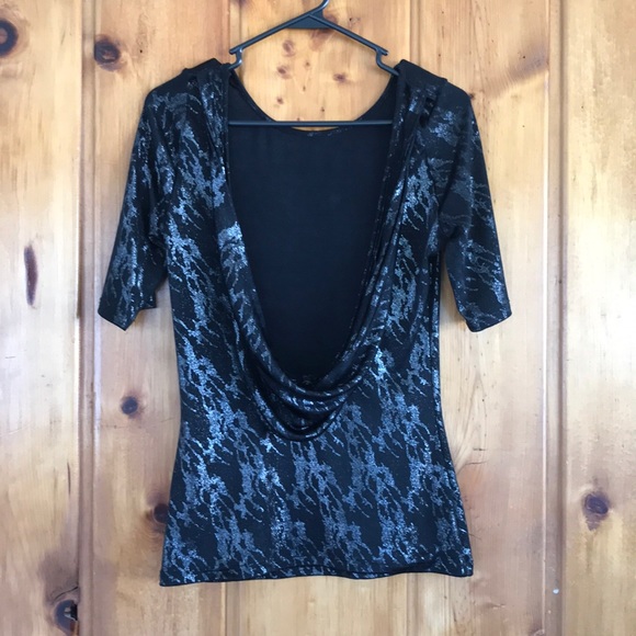 Plunging Back Top - Picture 2 of 2